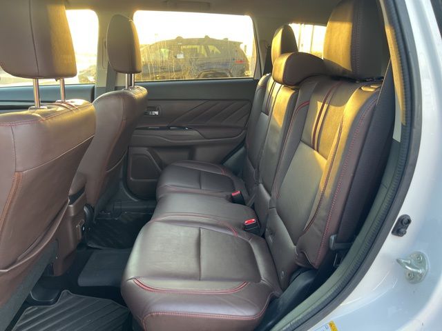 Used 2018 Mitsubishi Outlander PHEV SEL 4D Sport Utility