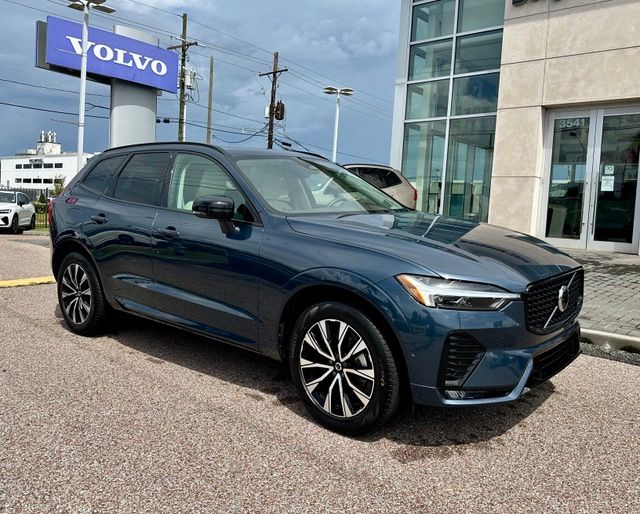2024 Volvo XC60 B5 Plus Dark Theme AWD