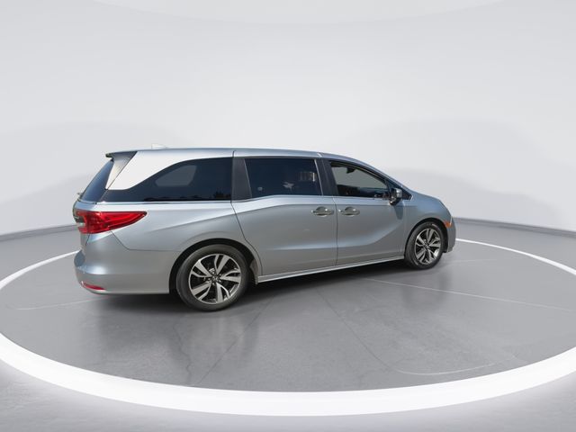 Used 2023 Silver Honda Touring image 11