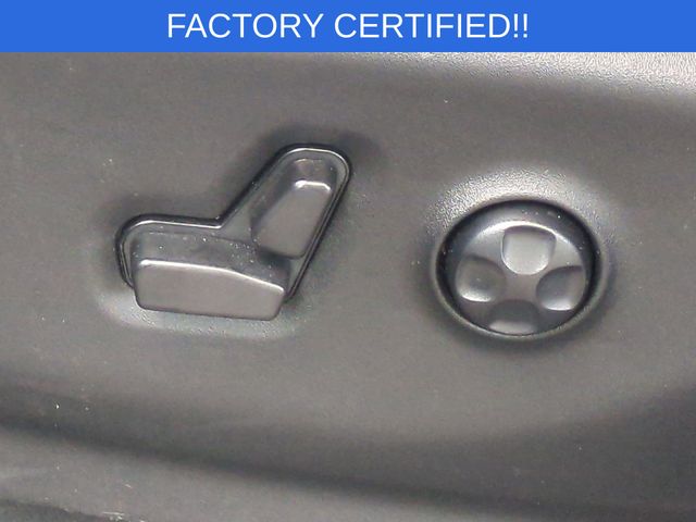 Used 2025 Black Chrysler LX image 17