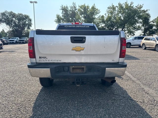 2013 Silver Ice Metallic Chevrolet Silverado 2500HD LT 4X4 Truck