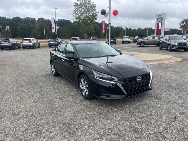 New 2025 Black Nissan 2.5 S image 2