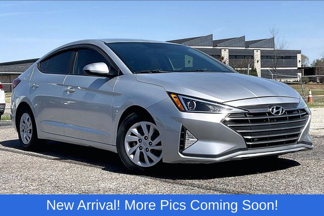 2019 Hyundai Elantra SE FWD