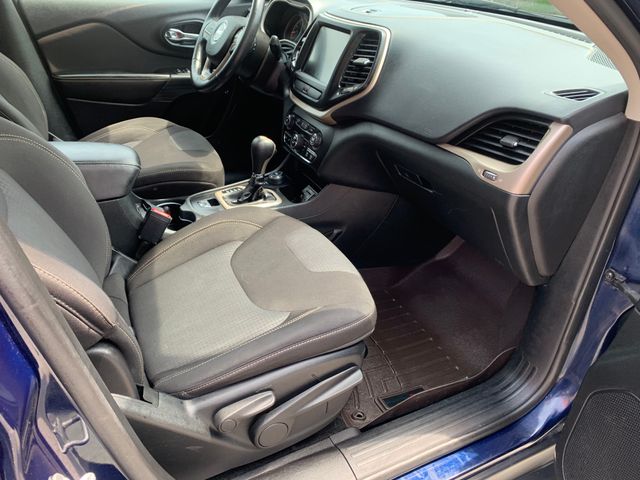 Used 2015 Jeep Cherokee SUV