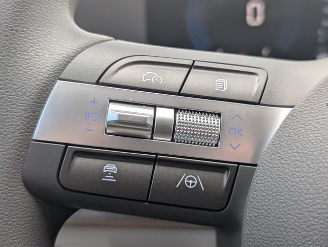 New 2026 Black Hyundai SE image 16