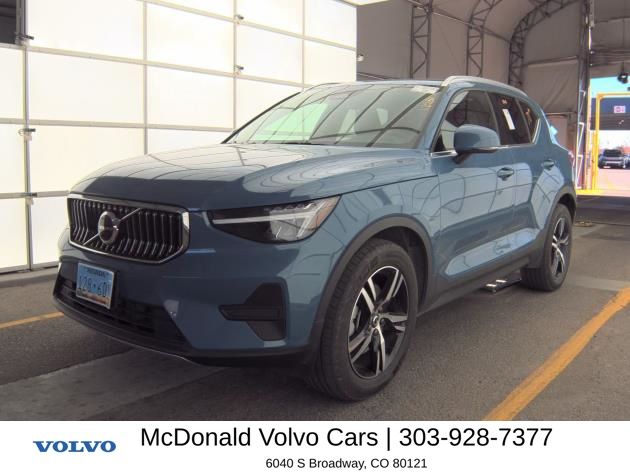 Fjord Blue Metallic 2025 Volvo XC40 B5 Core Bright Theme AWD SUV / Crossover All-Wheel Drive Automatic