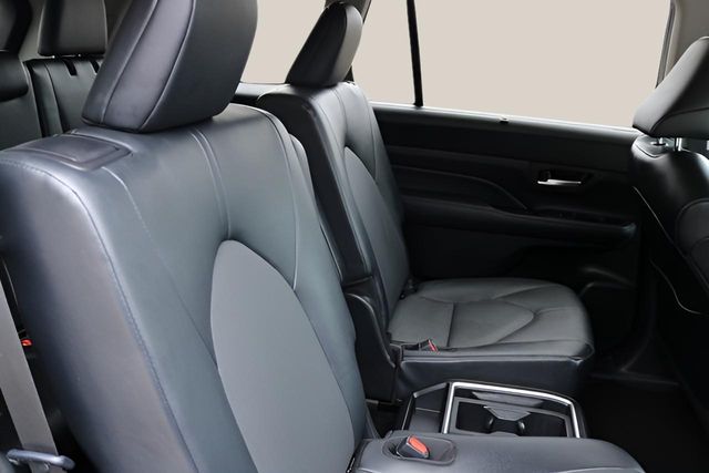 Used Car 2025 Toyota Grand Highlander  Xle For Sale Under $50,000 In Austin, Texas