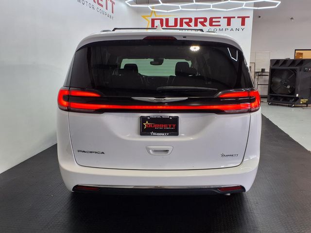 2022 Chrysler Pacifica Touring L - 5