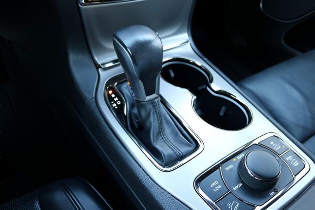 Used Car 2021 Jeep Grand Cherokee  High Altitude For Sale Under $30,000 In Austin, Texas