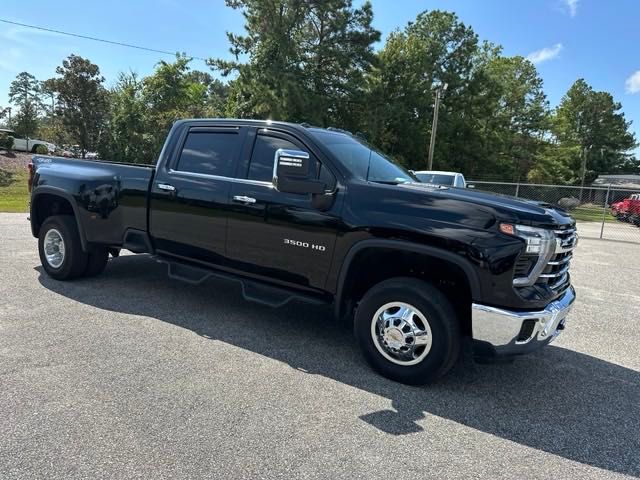 2024 Chevrolet Silverado 3500HD LTZ 7