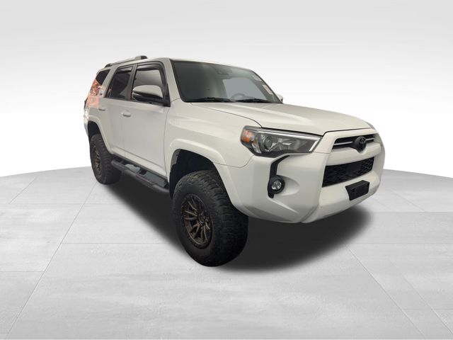 2022 Toyota 4Runner SR5 Premium 2