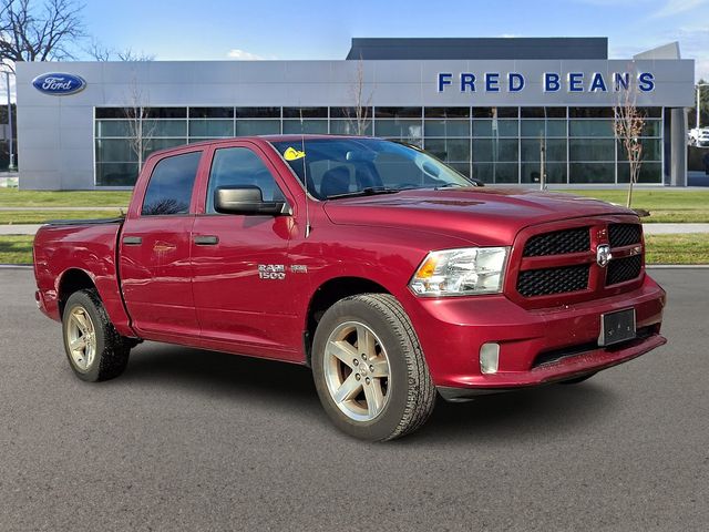 2015 RAM 1500 Express Crew Cab 4WD