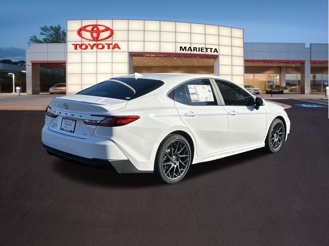 2025 Toyota Camry SE 26