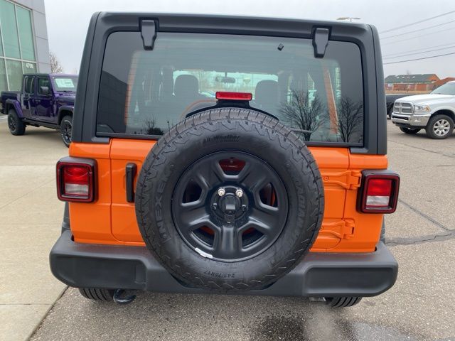 2025 Jeep Wrangler Sport - Joose exterior view 6