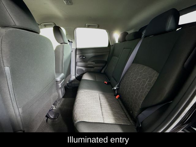 MitsubishiOutlander Sport11
