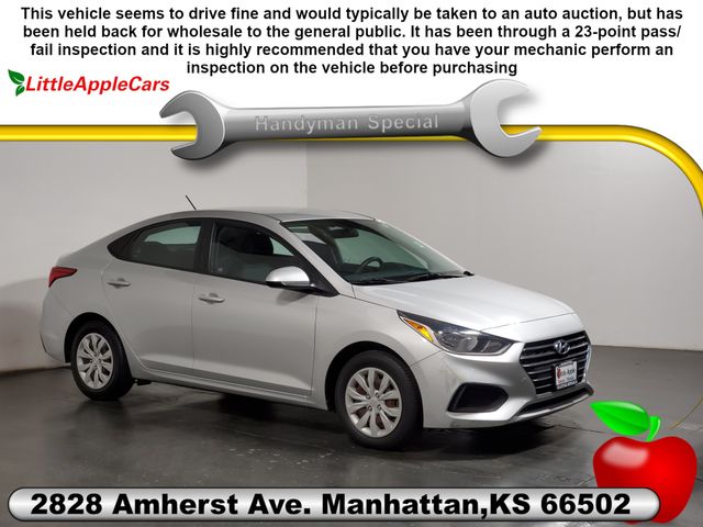 Olympus Silver Metallic 2021 Hyundai Accent SE FWD Sedan Front-Wheel Drive Continuously Variable Transmission