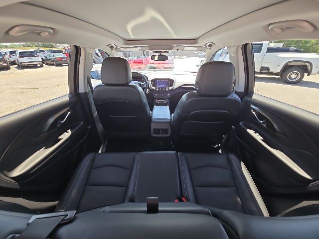 2024 GMC Terrain SLT:L44130A