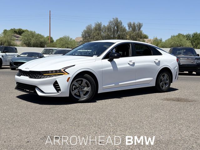 Glacial White Pearl 2022 Kia K5 LXS FWD Sedan Front-Wheel Drive 8-Speed Automatic