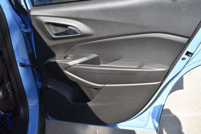Used 2024 Chevrolet Trax SUV
