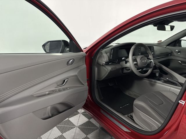 New 2025 Hyundai Elantra For Sale in Indianapolis, IN
