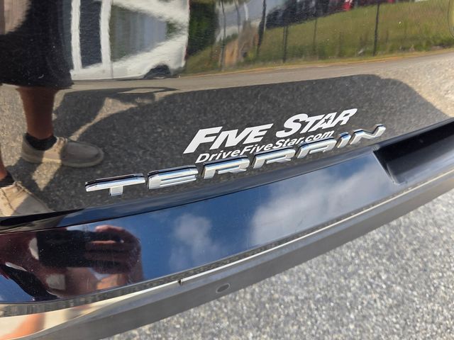 Used 2022 Black GMC AT4 image 11