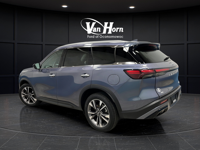 Used 2023 Blue INFINITI LUXE image 5