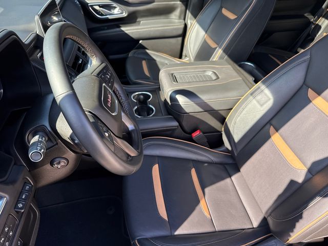 Used 2024 White GMC AT4 image 19