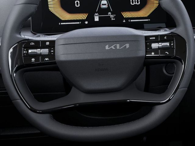 Used 2026 White Kia S image 22