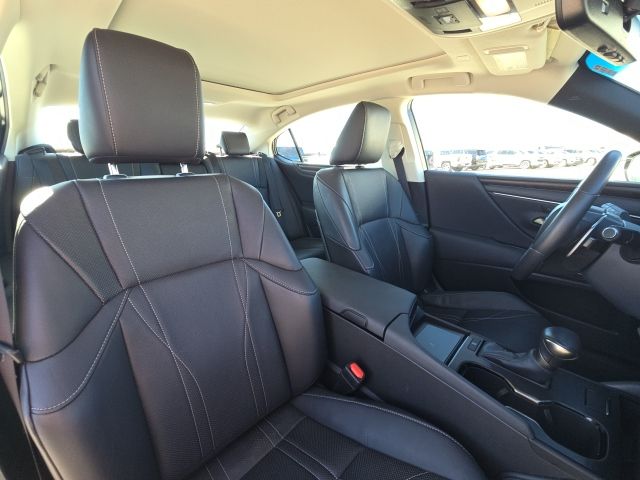 2023 Lexus ES 350 Luxury:B01893