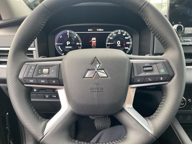 MitsubishiOutlander PHEV24