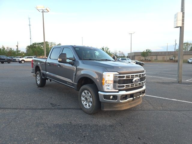 Gray Metallic 2024 Ford F-250 Super Duty XLT SuperCab 4WD Pickup Truck Four-Wheel Drive Automatic