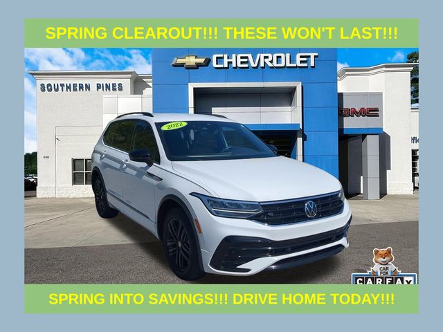 Pure White 2022 Volkswagen Tiguan SE R-Line Black FWD SUV / Crossover Front-Wheel Drive 8-Speed Automatic