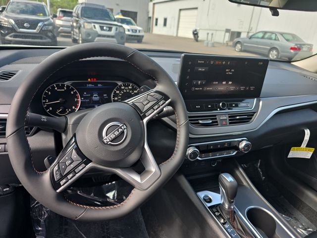 New 2026 White Nissan 2.5 SR image 16