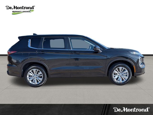 New 2026 Black Mitsubishi ES image 4