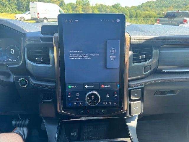 Used 2022 Blue Ford Lariat image 34