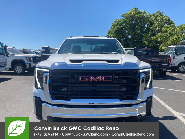 2024 GMC Sierra 3500HD Pro 24