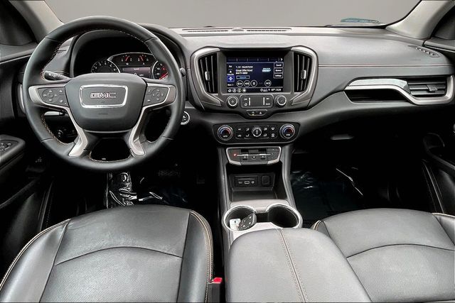 View vehicle photo 7