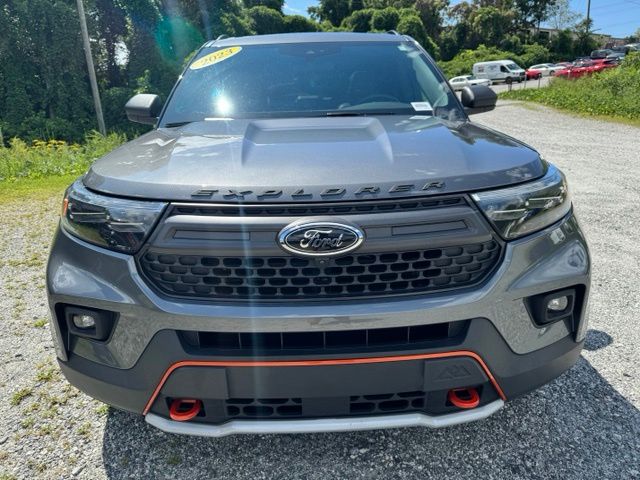 Used 2023 Gray Ford Timberline image 2