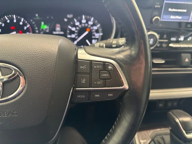 2021 Toyota Highlander Limited White at Bayway Cadillac Southwest