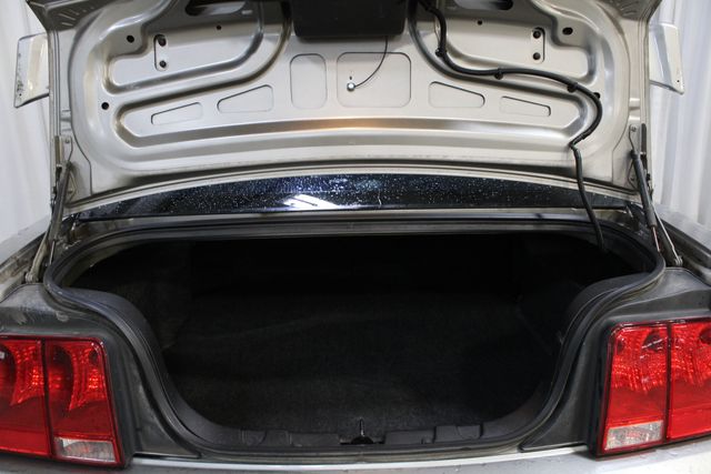 Used 2008 Silver Ford V6 Deluxe image 29