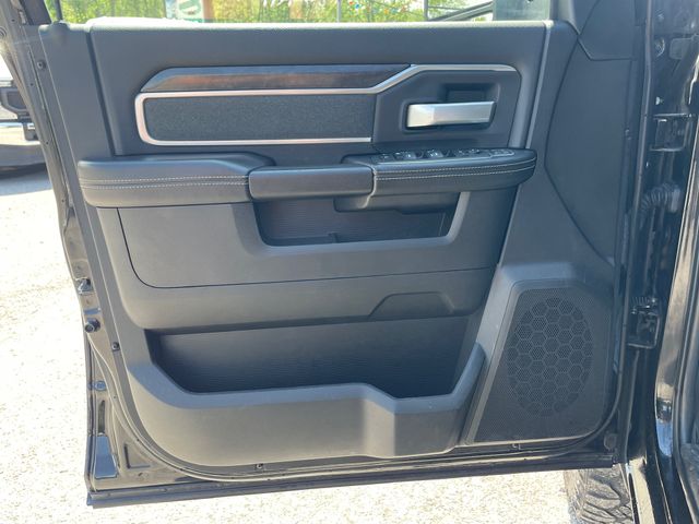 2023 Ram 2500 Big Horn - Diamond Black Crystal Pearlcoat exterior view 9