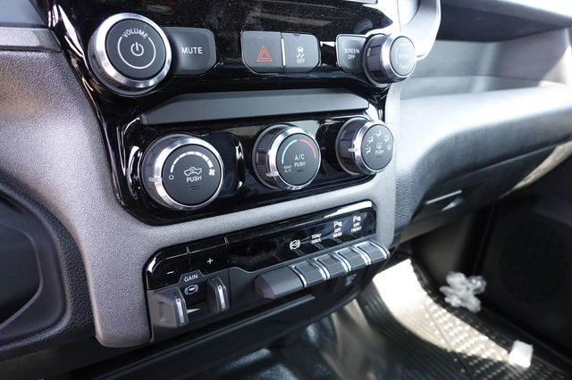 2500 Crew Cab Tradesman