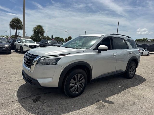 Used 2024 Nissan Pathfinder SUV