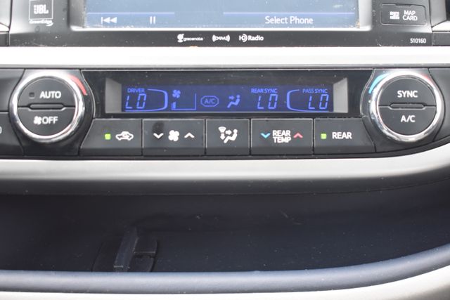 Used 2016 Toyota Highlander SUV