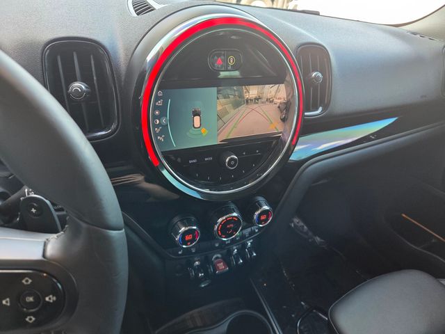 Certified Used 2023 White MINI Base image 24