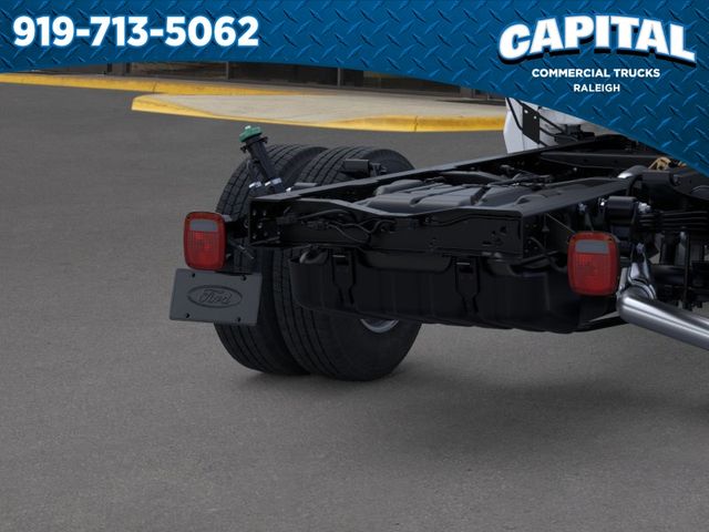 New 2026 Oxford White Ford F-350® XL image 21