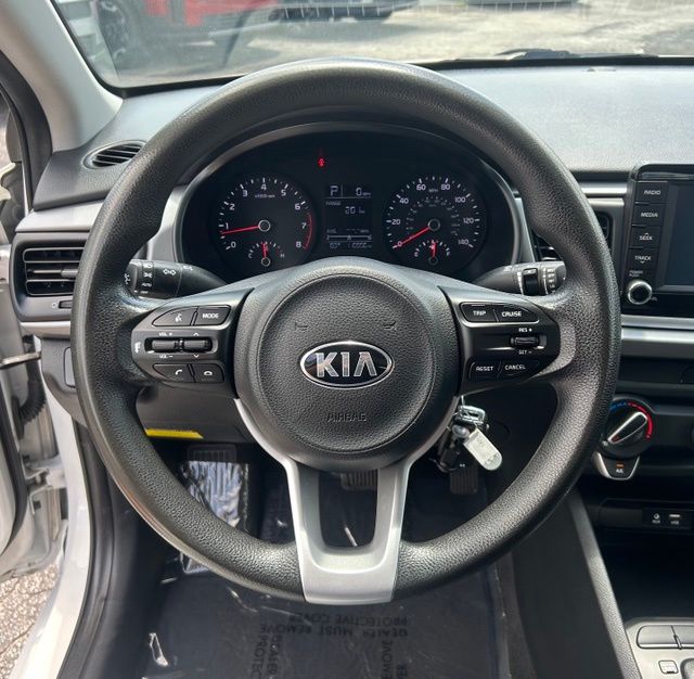 KiaRio13