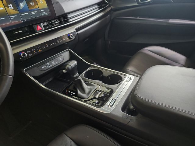 Used 2026 Kia Carnival Van