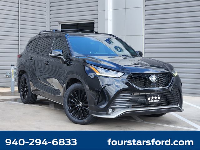 Midnight Black Metallic 2024 Toyota Highlander SUV / Crossover Front-Wheel Drive 8-Speed Automatic