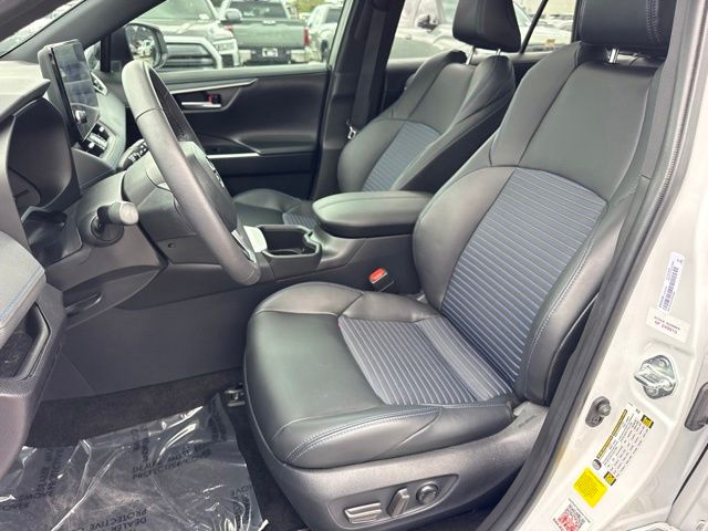 2024 Toyota RAV4 XSE - Photo 11